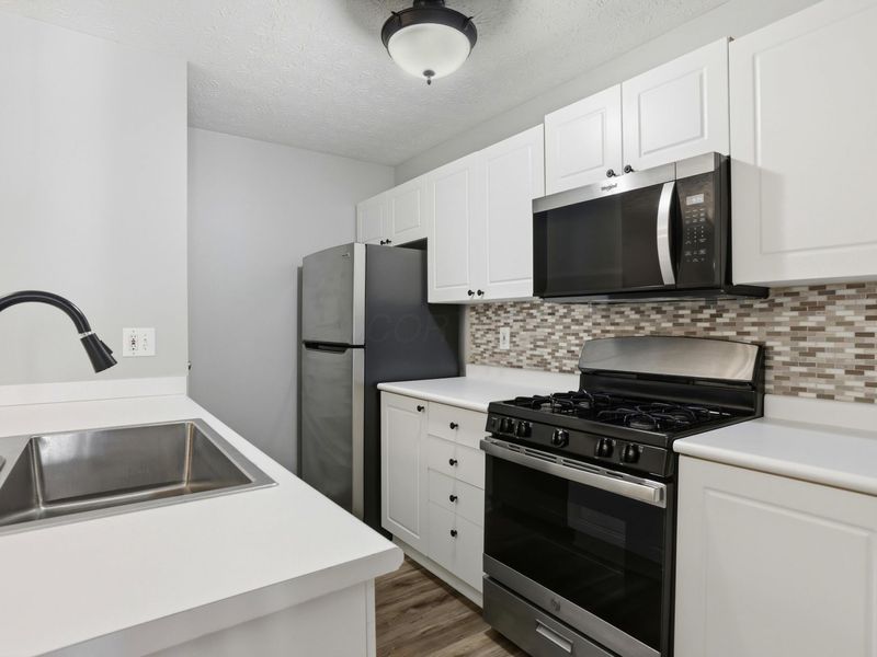 6726 Hamler Drive, Unit 33E, Canal Winchester, OH 43110 Photo 21