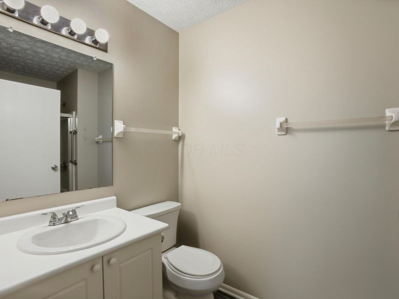 6726 Hamler Drive, Unit 33E, Canal Winchester, OH 43110 Photo 22