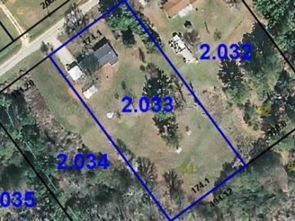 334 MISS ANN Dr, Sulligent, AL 35586