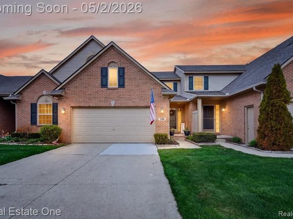 1396 Waverly Drive, White Lake Twp, MI 48386