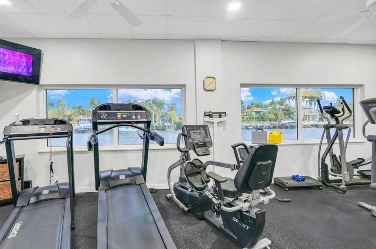 1051 Hillsboro Mile, Unit 407e, Hillsboro Beach, FL 33062 Photo