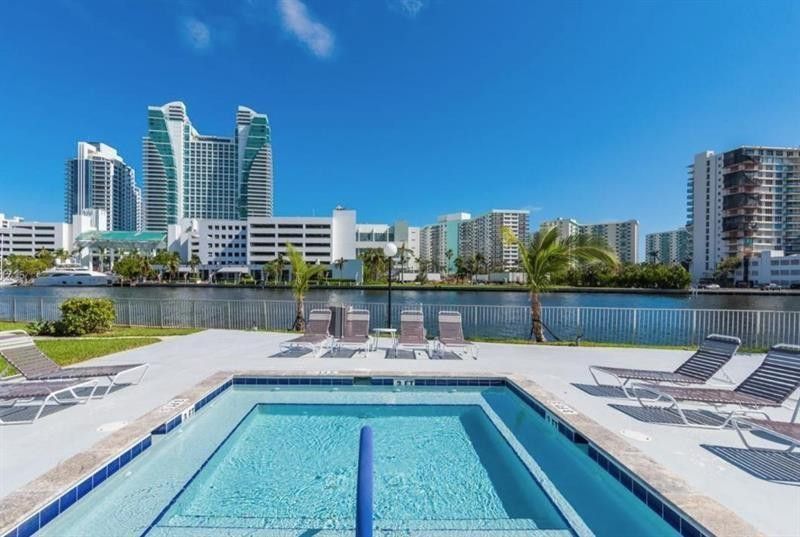 200 Leslie Drive, Unit 626, Hallandale Beach, FL 33009 Photo
