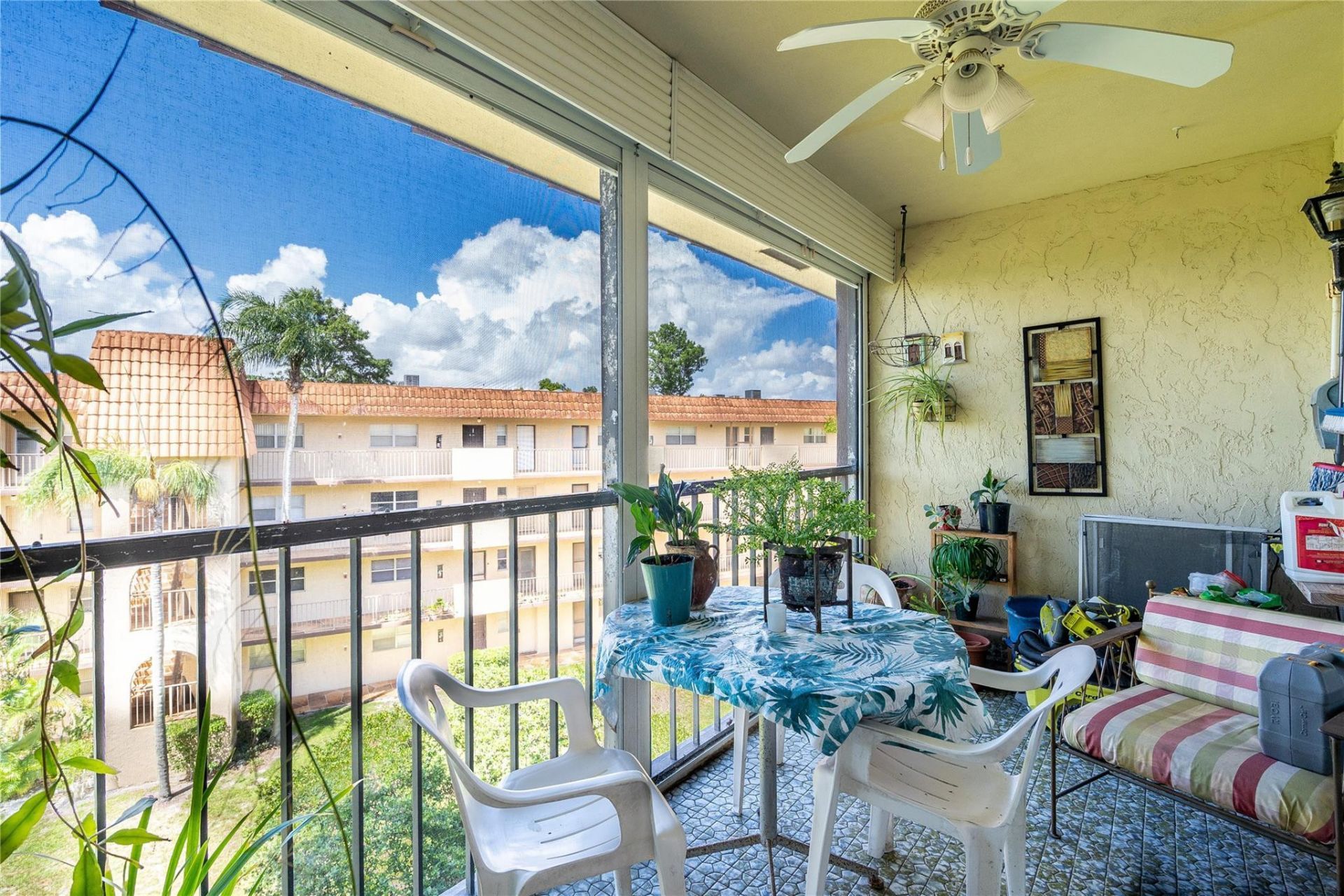 6201 N Falls Cir Drive, Unit 403, Lauderhill, FL 33319 Photo
