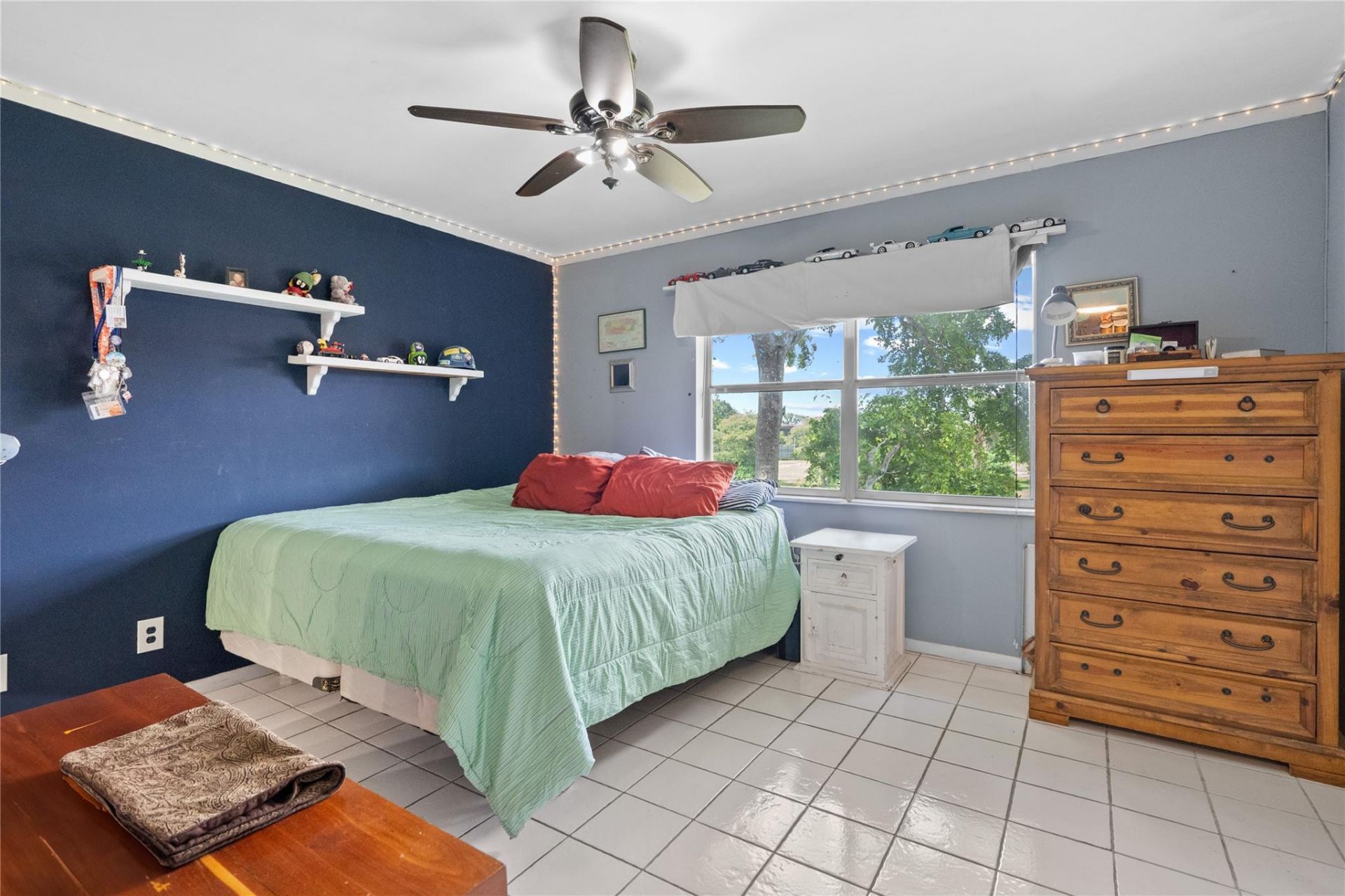6201 N Falls Cir Drive, Unit 403, Lauderhill, FL 33319 Photo