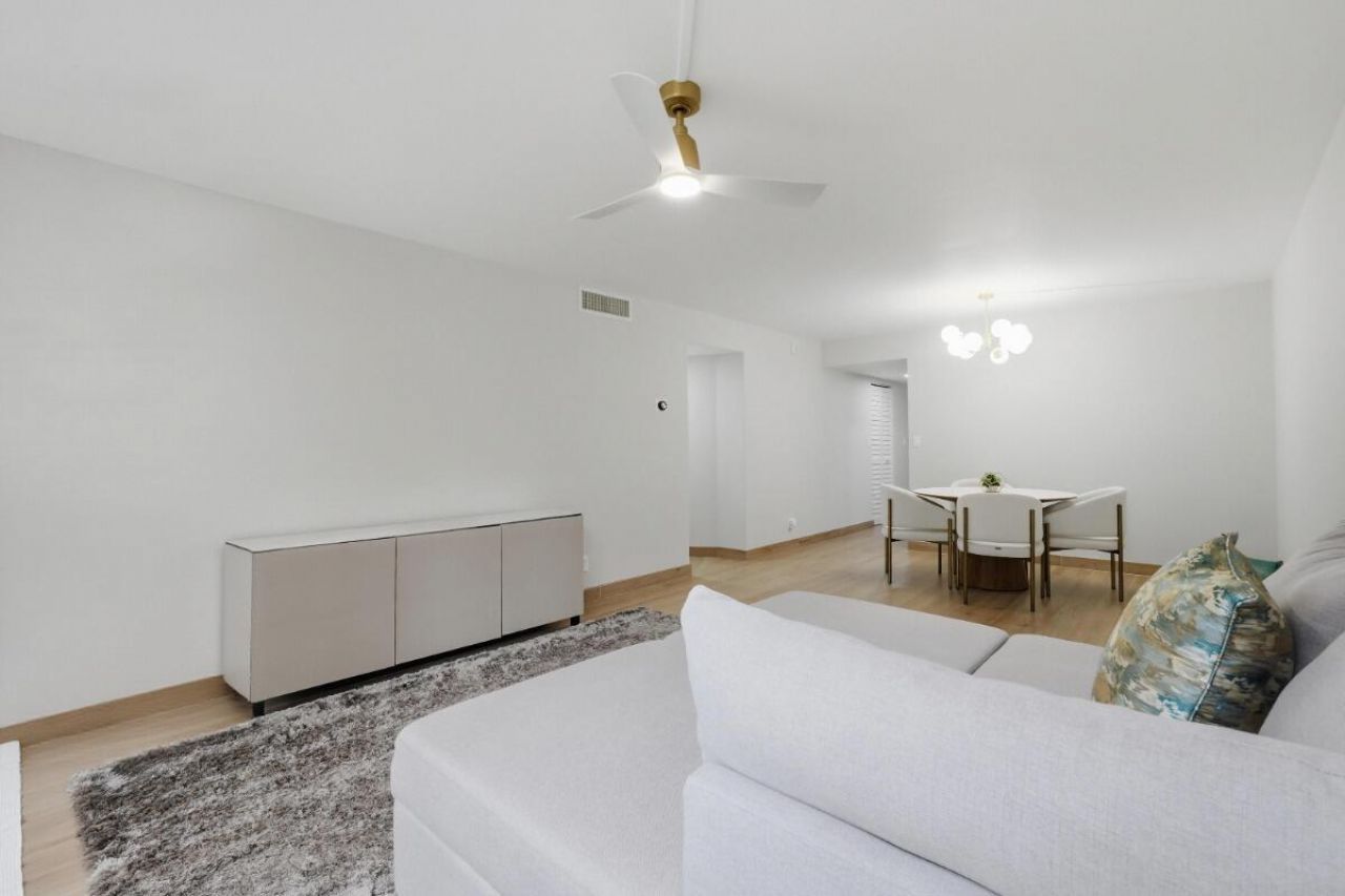 6751 N University Drive, Unit 212, Tamarac, FL 33321 Photo