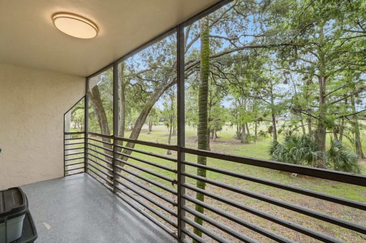6751 N University Drive, Unit 212, Tamarac, FL 33321 Photo