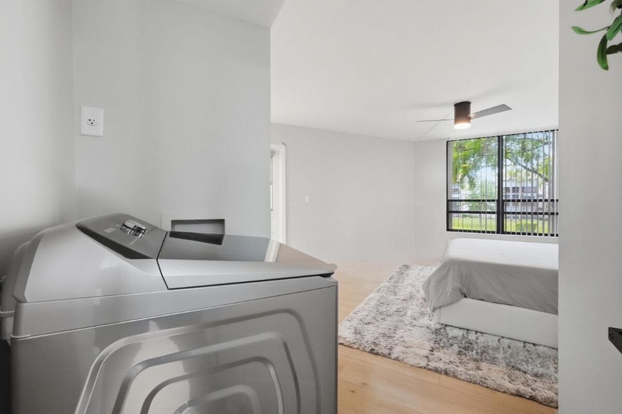 6751 N University Drive, Unit 212, Tamarac, FL 33321 Photo