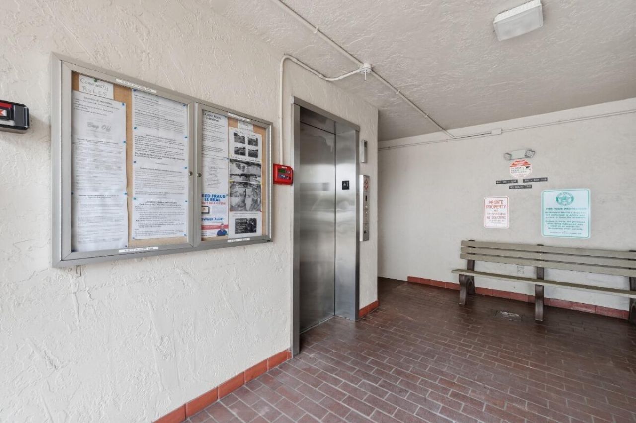 6751 N University Drive, Unit 212, Tamarac, FL 33321 Photo