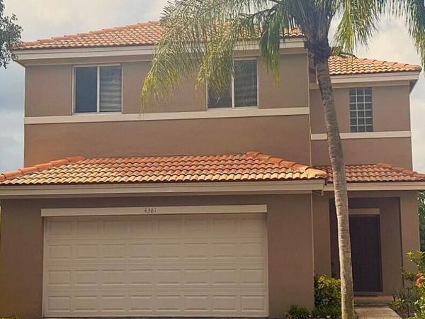 4361 Dogwood Circle, Weston, FL 33331