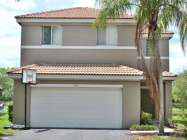 4361 Dogwood Circle, Weston, FL 33331