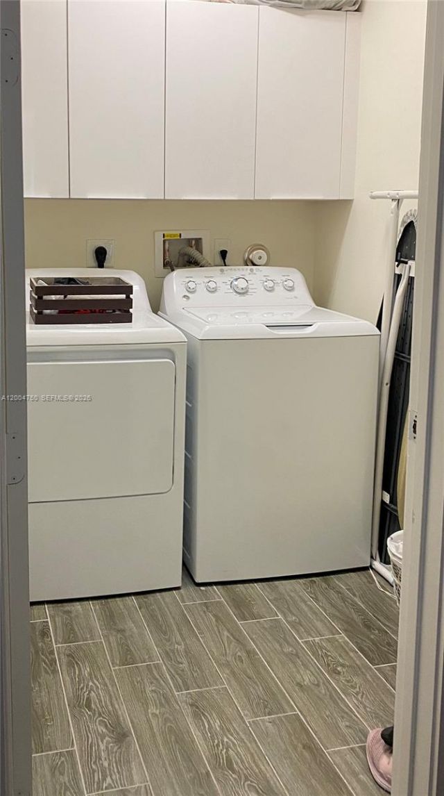 10424 NW 63rd Ter , Doral, FL 33178 Photo