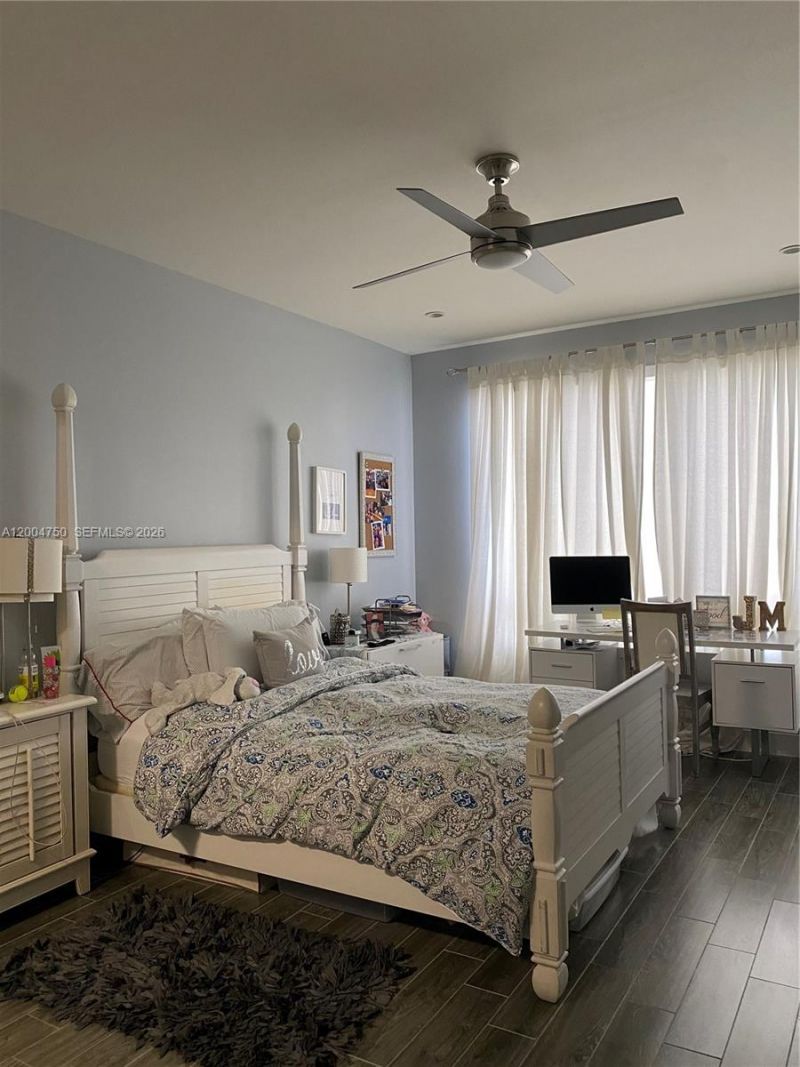 10424 NW 63rd Ter , Doral, FL 33178 Photo