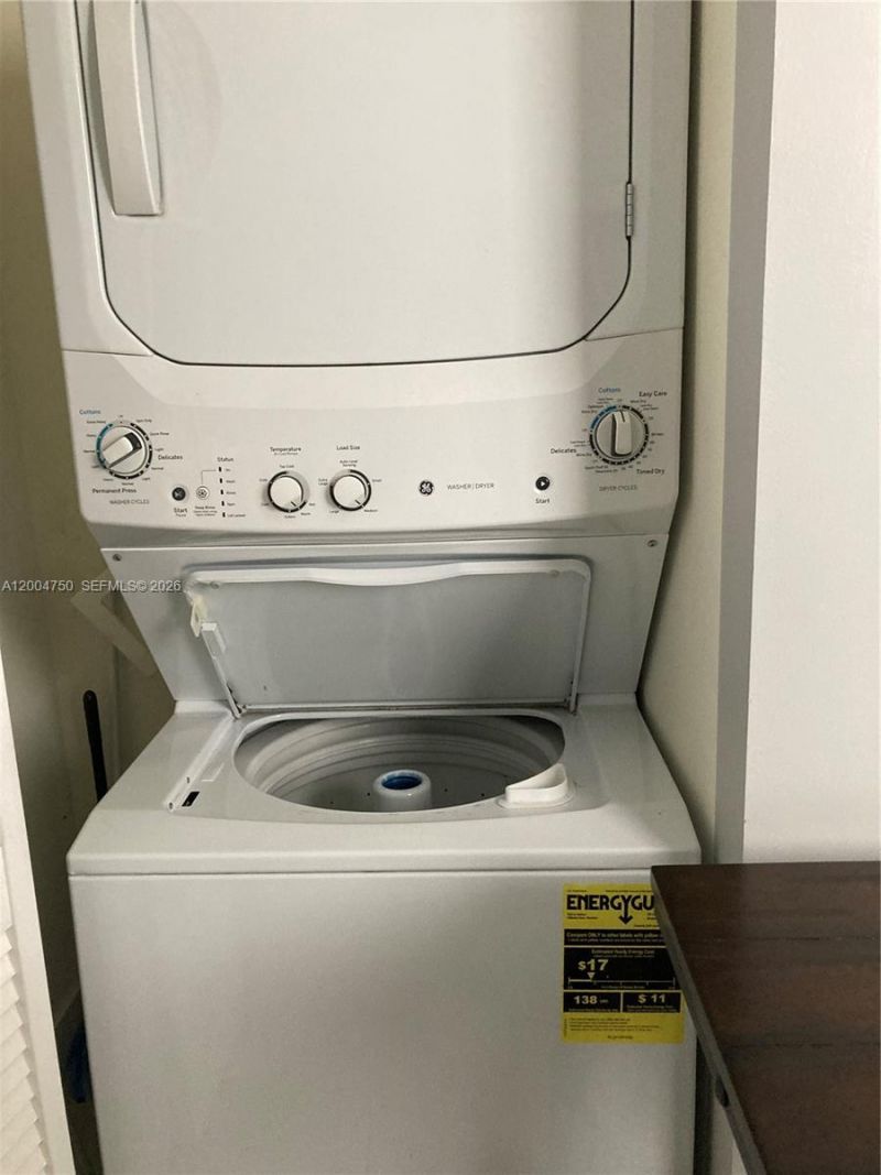 10424 NW 63rd Ter , Doral, FL 33178 Photo