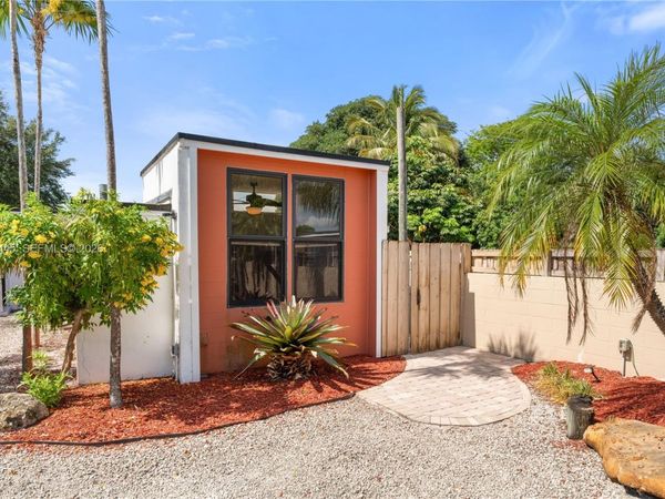 2618 Monroe St , Unit B, Hollywood, FL 33020