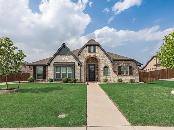 605 Dusty Glen Trail, Midlothian, TX 76065