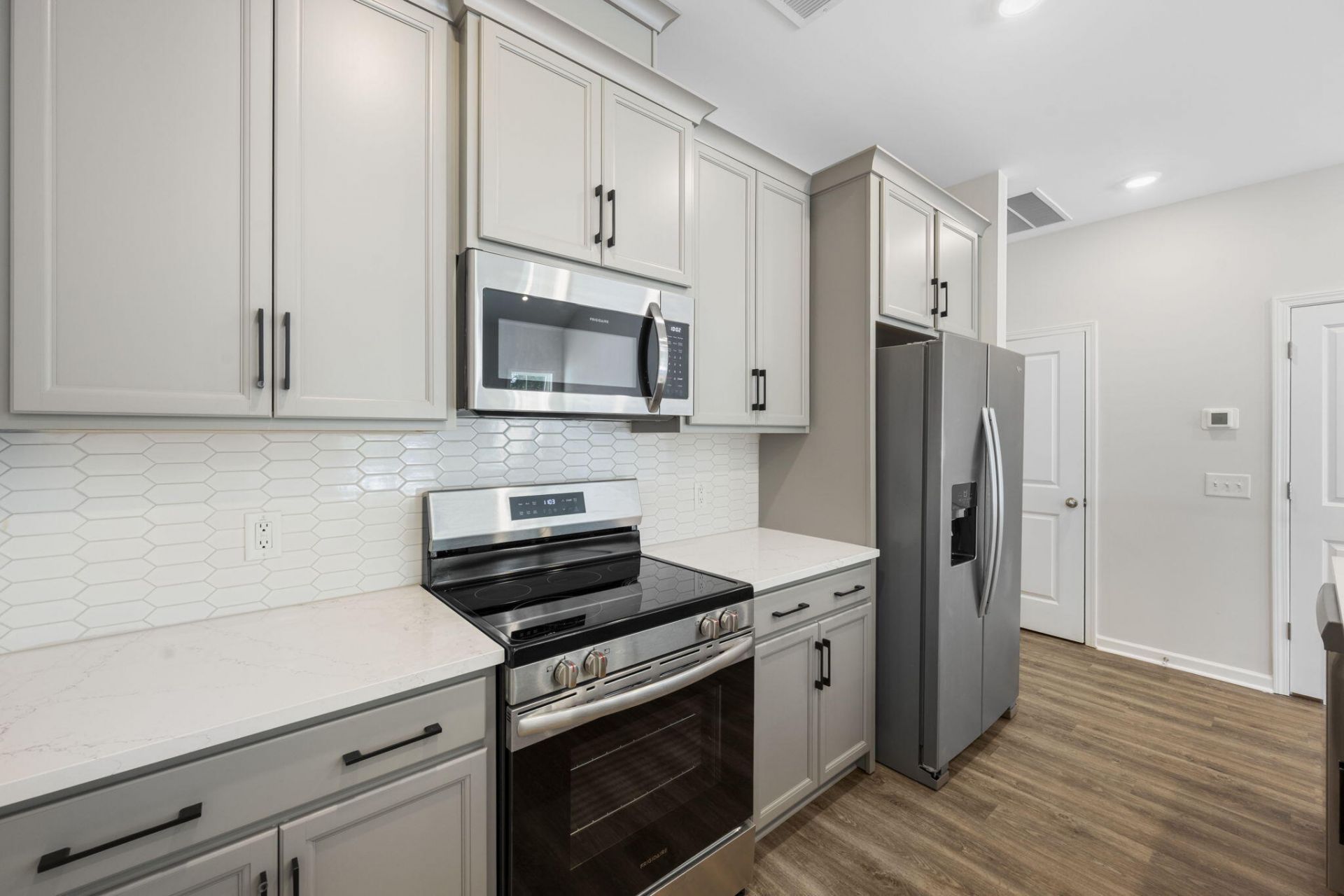 157 Cantona Drive Photo 13