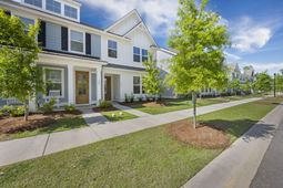 157 Cantona Drive photo 4