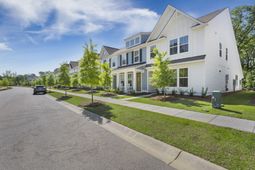 157 Cantona Drive photo 4