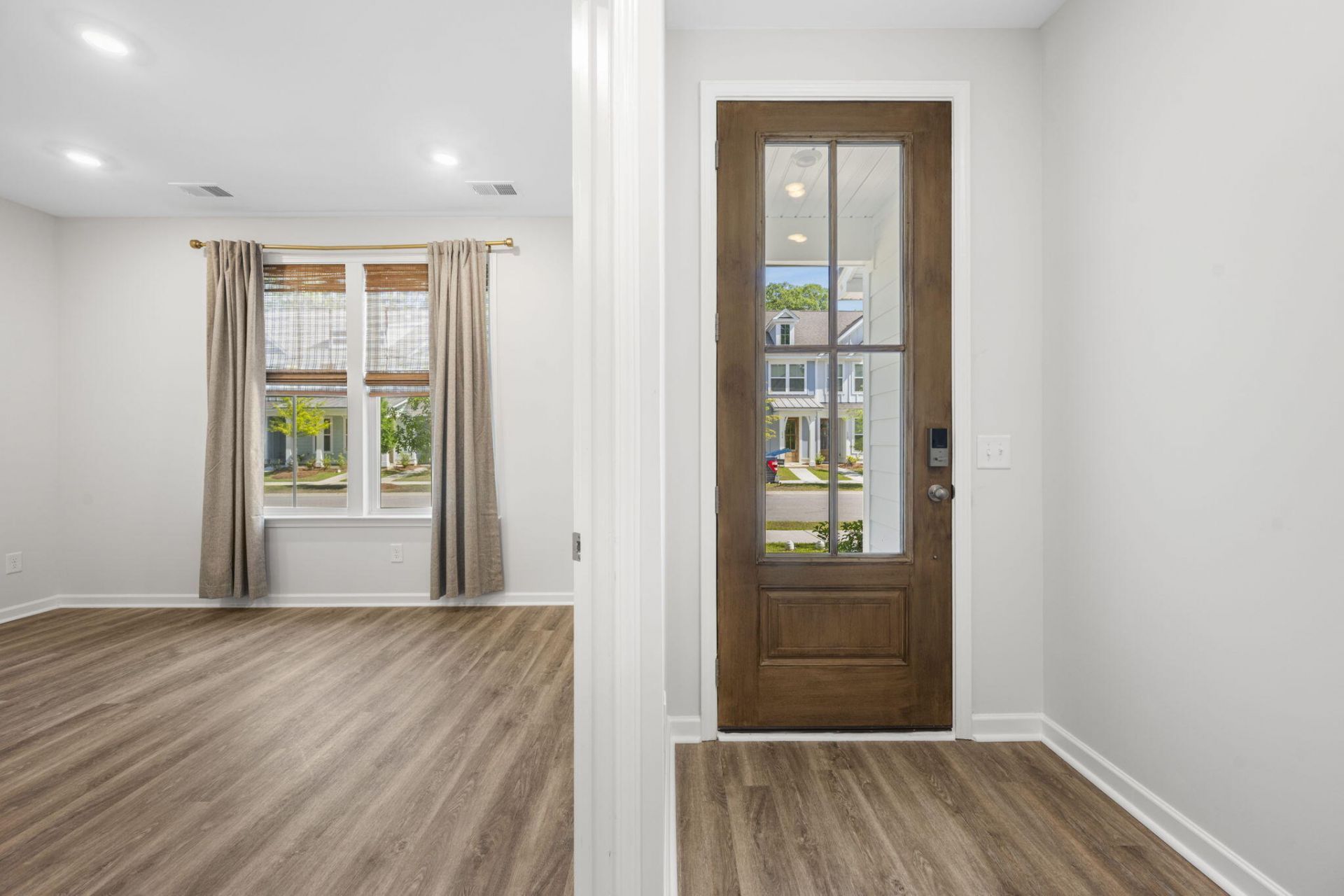 157 Cantona Drive Photo 8