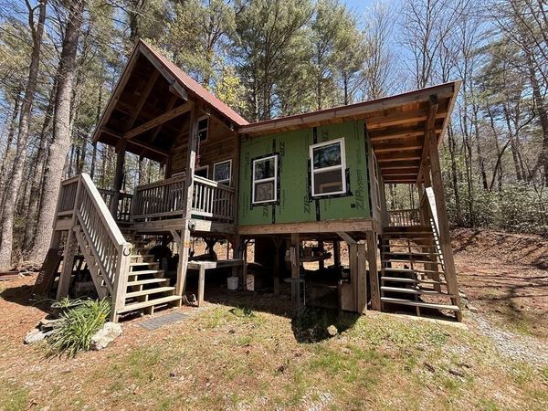 306 Jacks River Road , Epworth, GA 30541