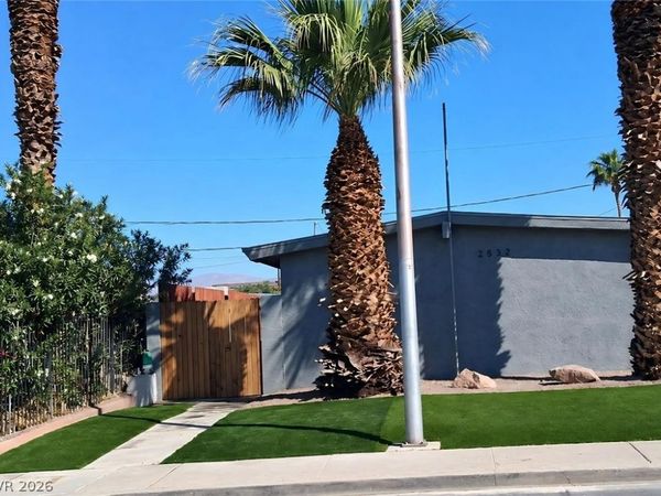 2532 Flower Avenue , North Las Vegas, NV 89030
