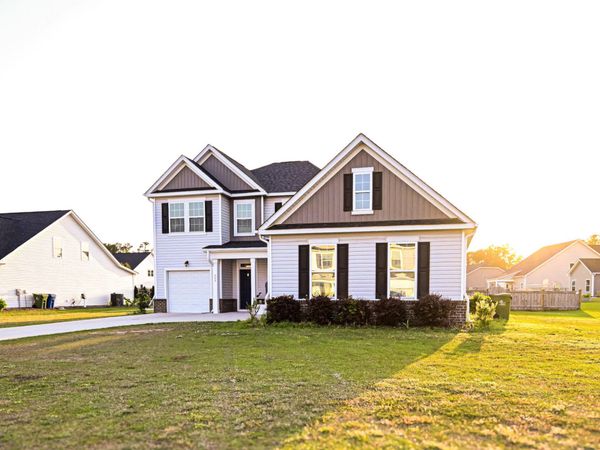 402 Gooseneck Lane , Sneads Ferry, NC 28460