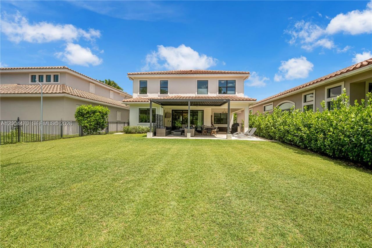 8261 Canopy Ter, Parkland, FL 33076 Photo