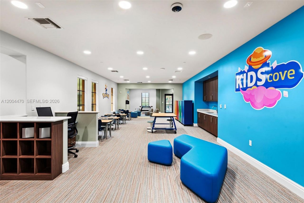 8261 Canopy Ter, Parkland, FL 33076 Photo