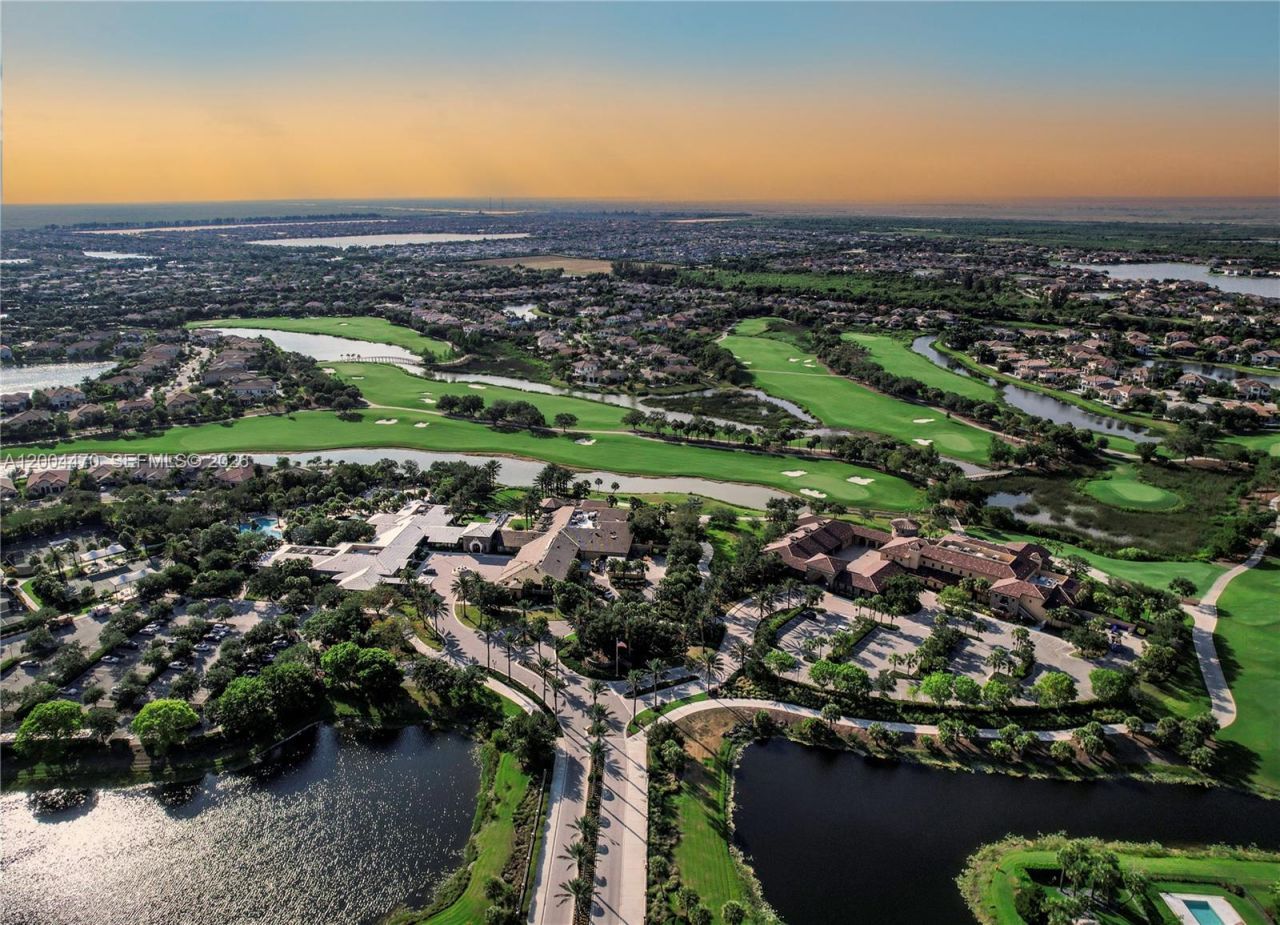 8261 Canopy Ter, Parkland, FL 33076 Photo