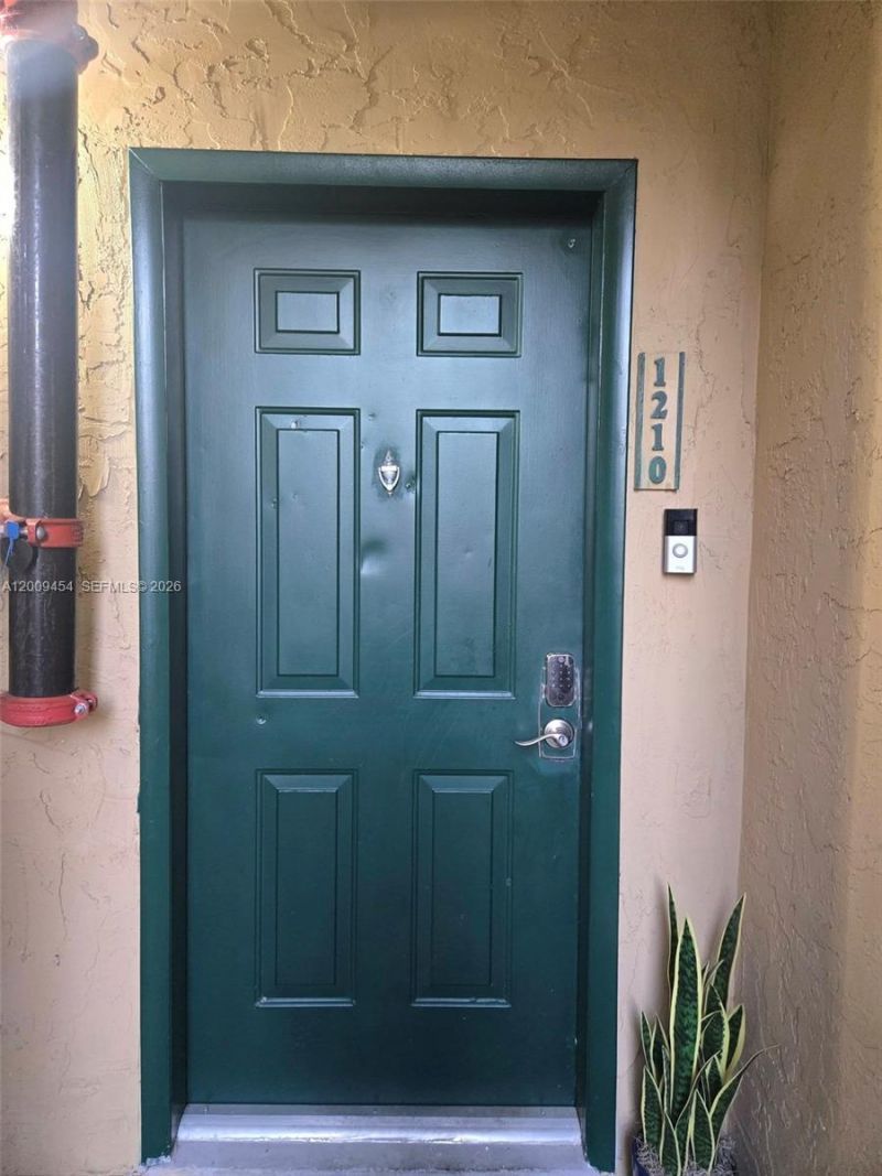 733 Riverside Dr , Unit 1210, Coral Springs, FL 33071 Photo