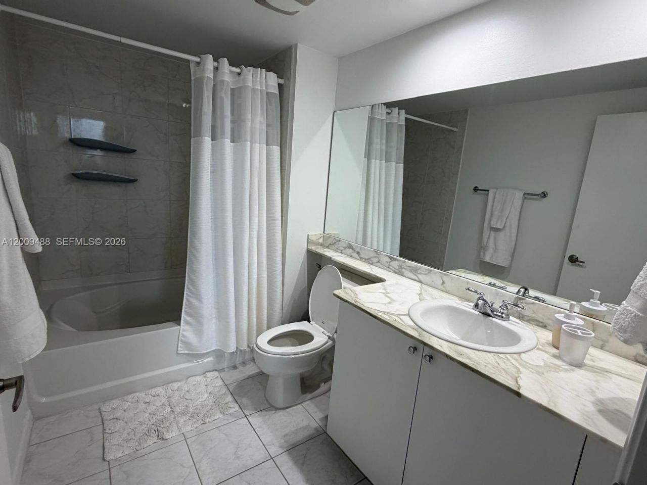 18800 NE 29th Ave , Unit 302, Aventura, FL 33180 Photo