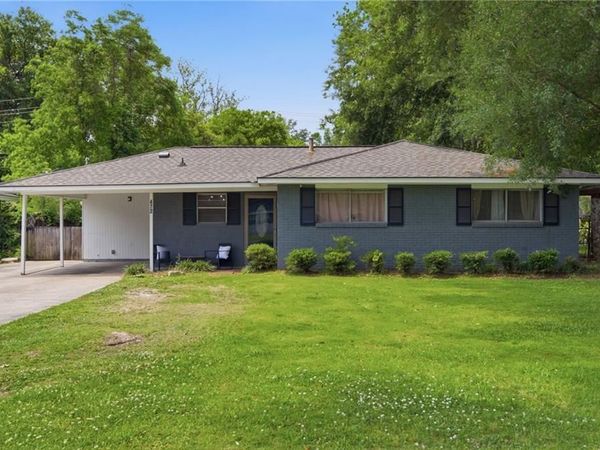 472 FOUTAINBLEAU Drive, Baton Rouge, LA 70819