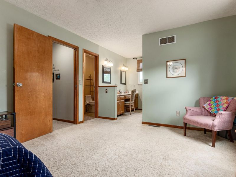 4438 Heather Ridge Drive, Hilliard, OH 43026 Photo 12