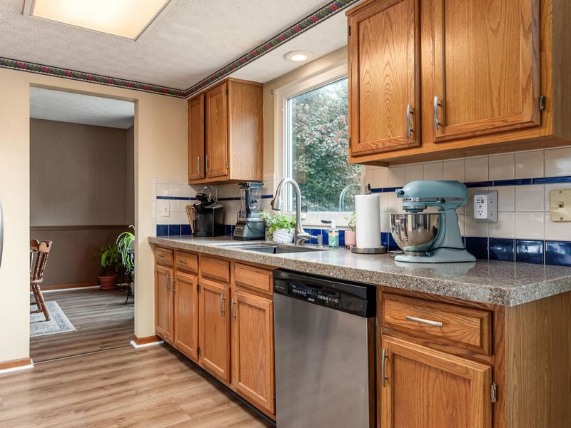 4438 Heather Ridge Drive, Hilliard, OH 43026 Photo 6