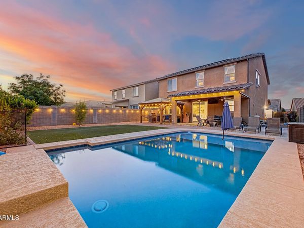 2435 W ARROYO Way, San Tan Valley, AZ 85144