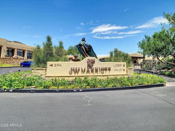 Paradise Valley, AZ 85253
