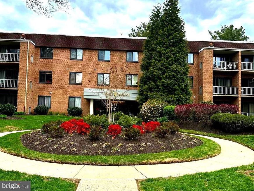 1640 Oakwood Drive , Unit W214, Narberth, PA 19072 Main Photo