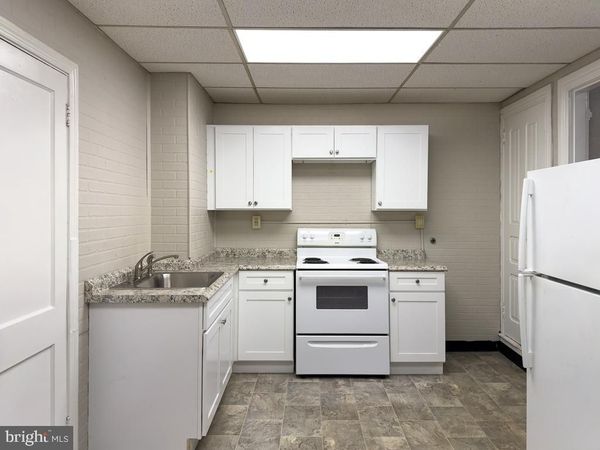 658 WALNUT STREET , Unit 1, POTTSTOWN, PA 19464