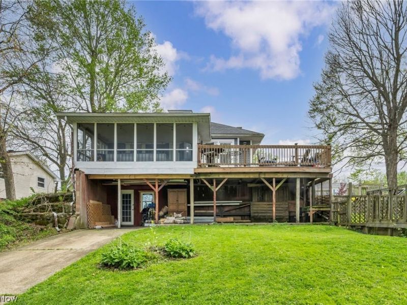 275 4th Street SW, Brewster, OH 44613 Photo 32