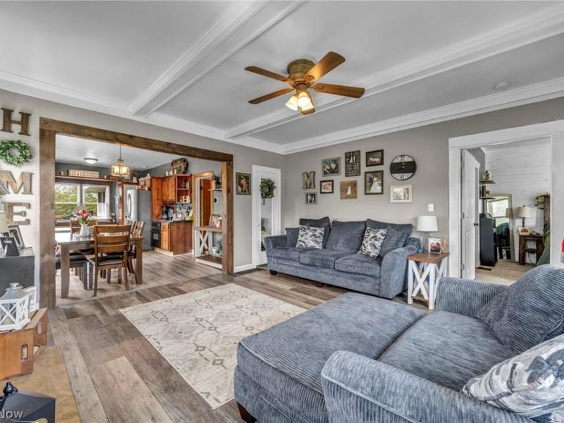 275 4th Street SW, Brewster, OH 44613 Photo 8