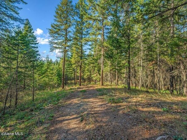 NKA E Son Shine Way, Athol, ID 83801