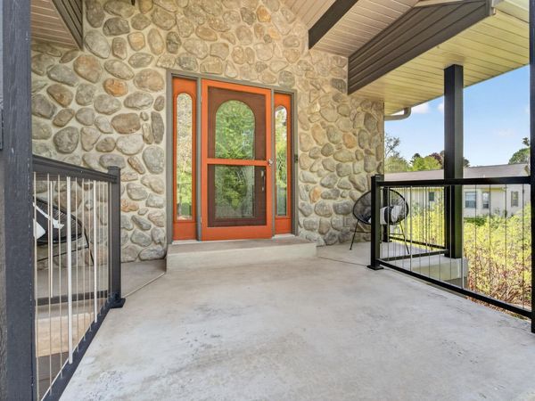 801 Nordic View, Mount Horeb, WI 53572