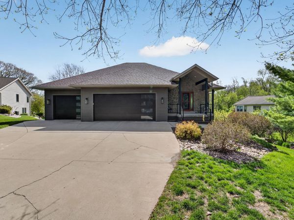 801 Nordic View, Mount Horeb, WI 53572