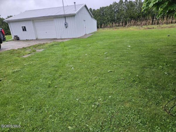 8243 S Township Rd 93 , Carey, OH 43316