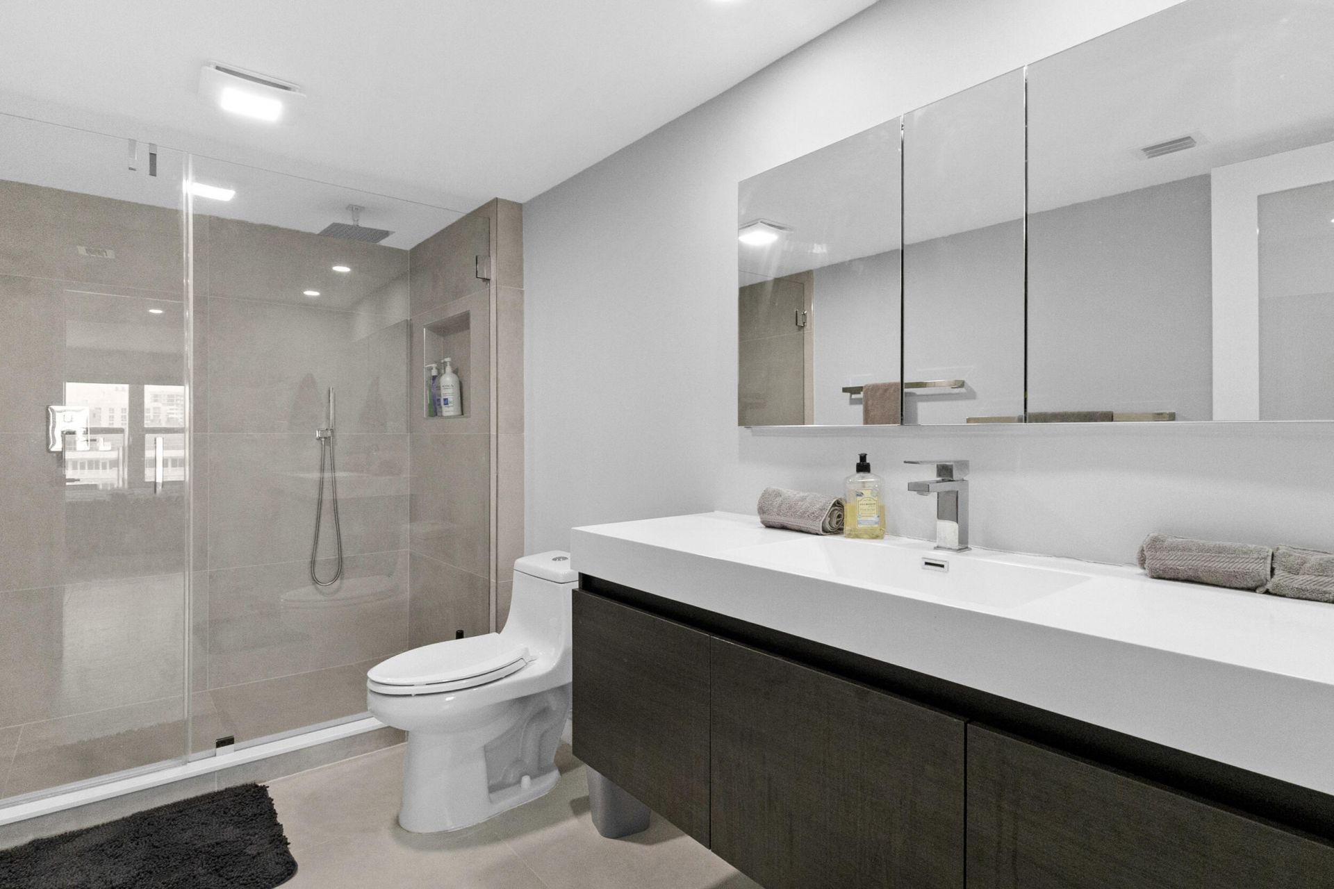 3900 Galt Ocean Drive, Unit 2114, Fort Lauderdale, FL 33308 Photo