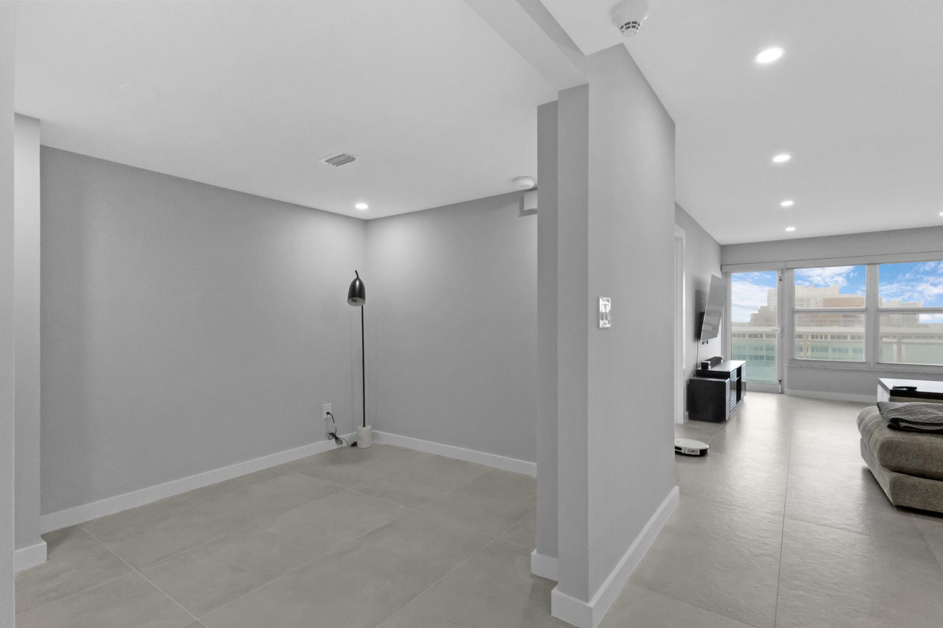 3900 Galt Ocean Drive, Unit 2114, Fort Lauderdale, FL 33308 Photo