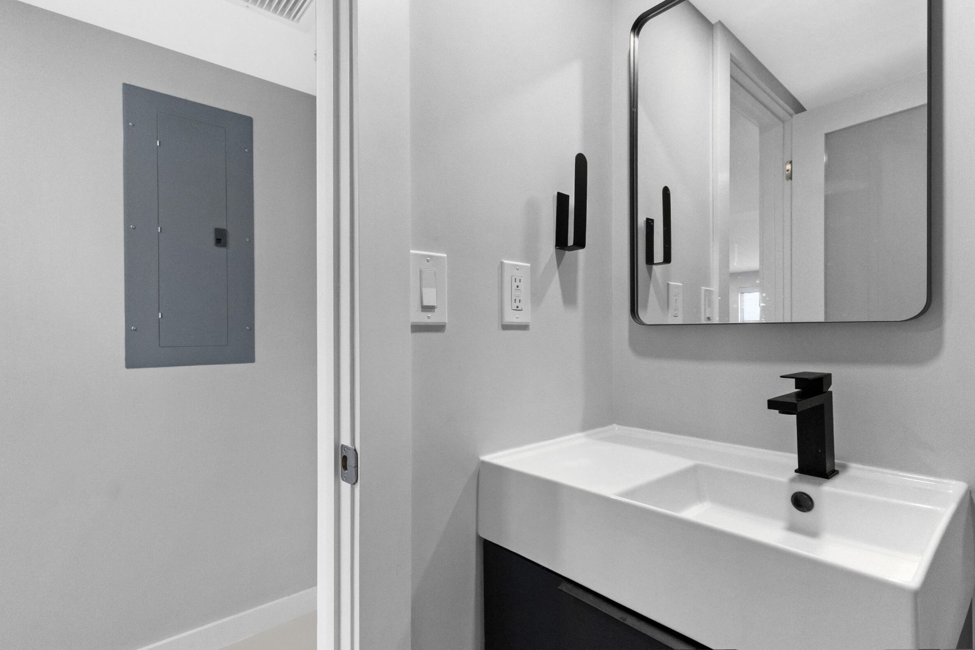 3900 Galt Ocean Drive, Unit 2114, Fort Lauderdale, FL 33308 Photo
