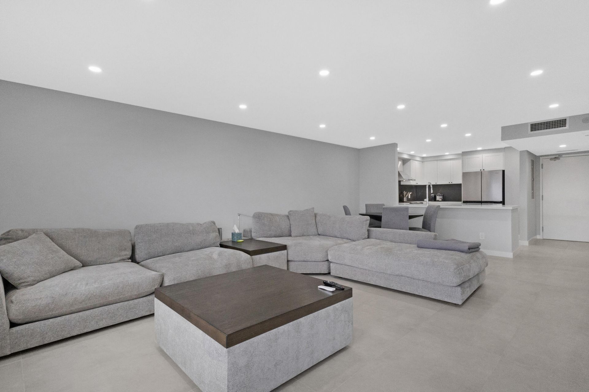3900 Galt Ocean Drive, Unit 2114, Fort Lauderdale, FL 33308 Photo