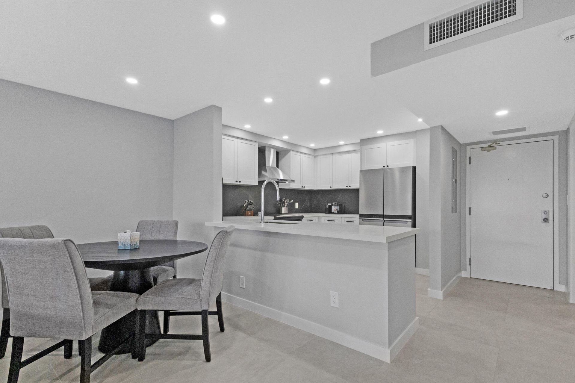 3900 Galt Ocean Drive, Unit 2114, Fort Lauderdale, FL 33308 Photo