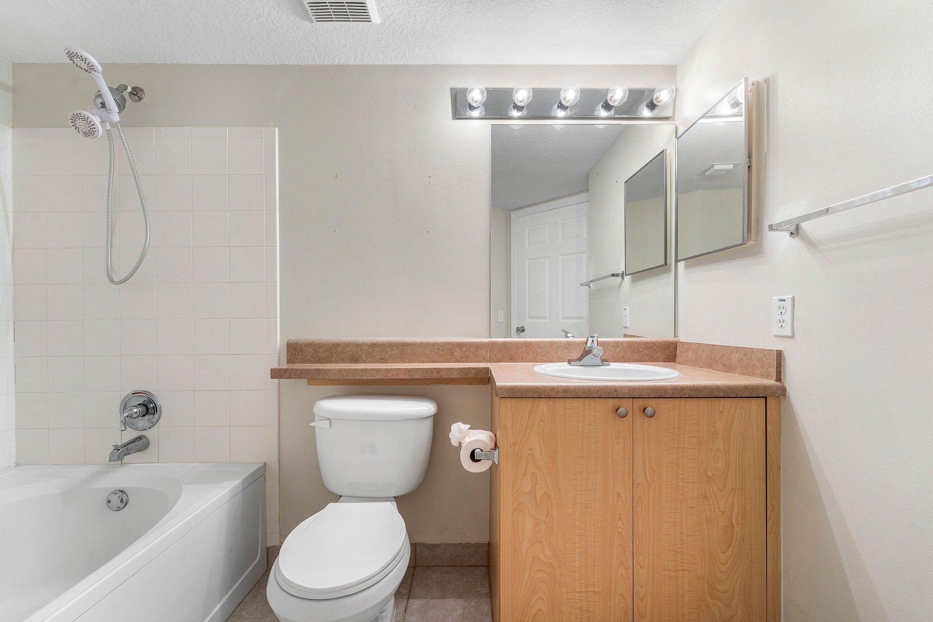 118 Villa Circle, Unit 118, Boynton Beach, FL 33435 Photo